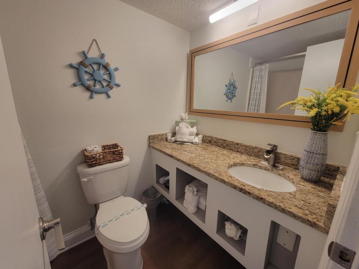 Beautifully Updated Ocean Front King Suite! Sea Mist Resort 20806 - Perfect For 2-4 Guests! マートルビーチ エクステリア 写真